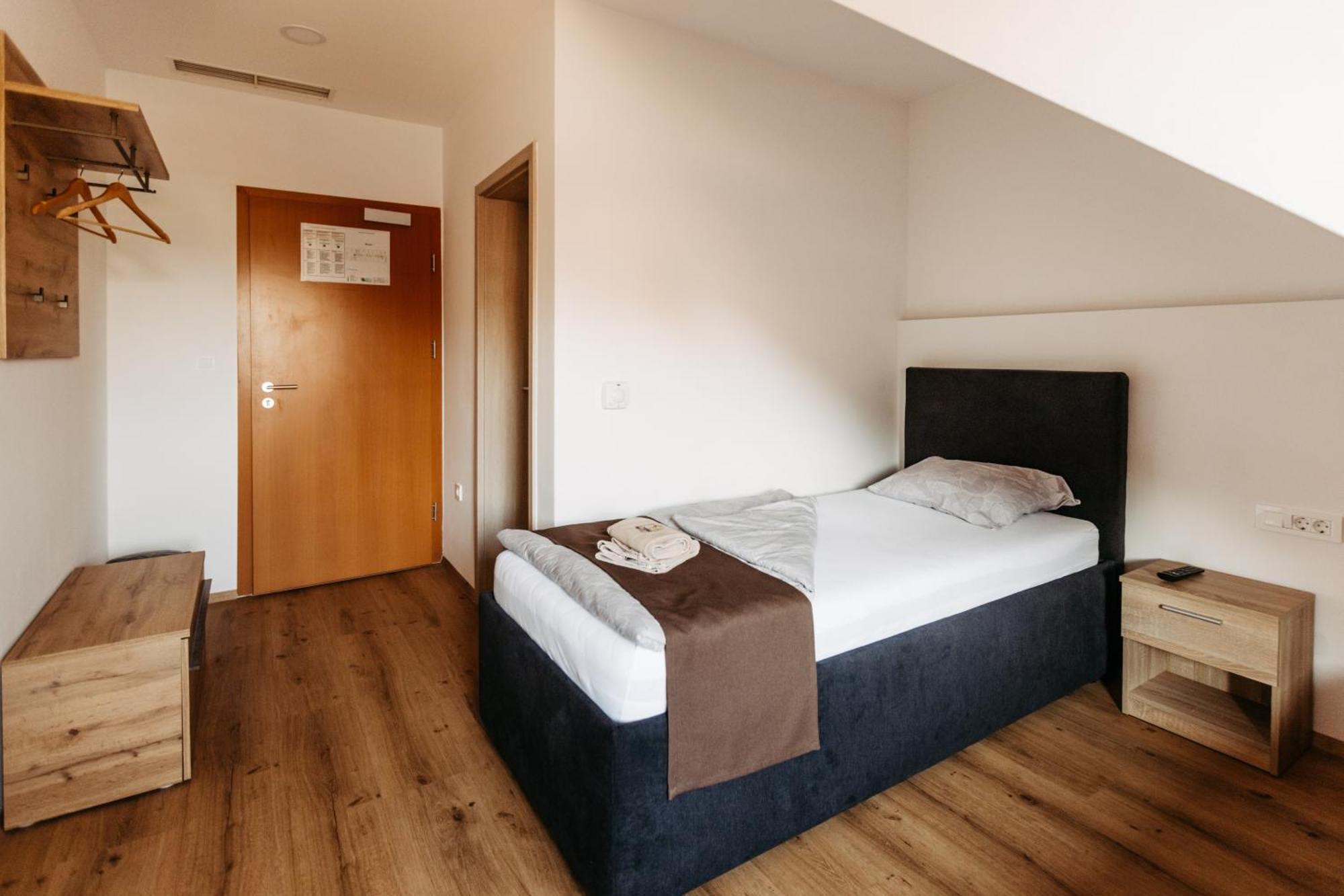 Hotel Murat プトゥイ エクステリア 写真
