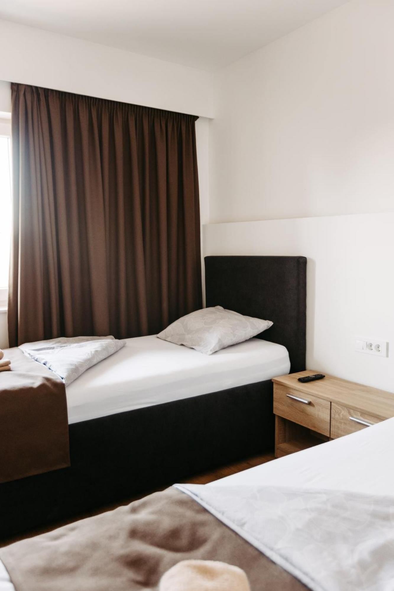 Hotel Murat プトゥイ エクステリア 写真